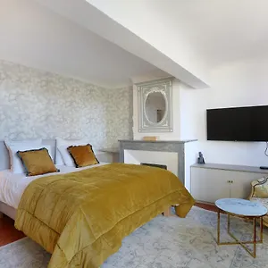 https://appartements-lucas-de-montigny.fr-provencehotel.com