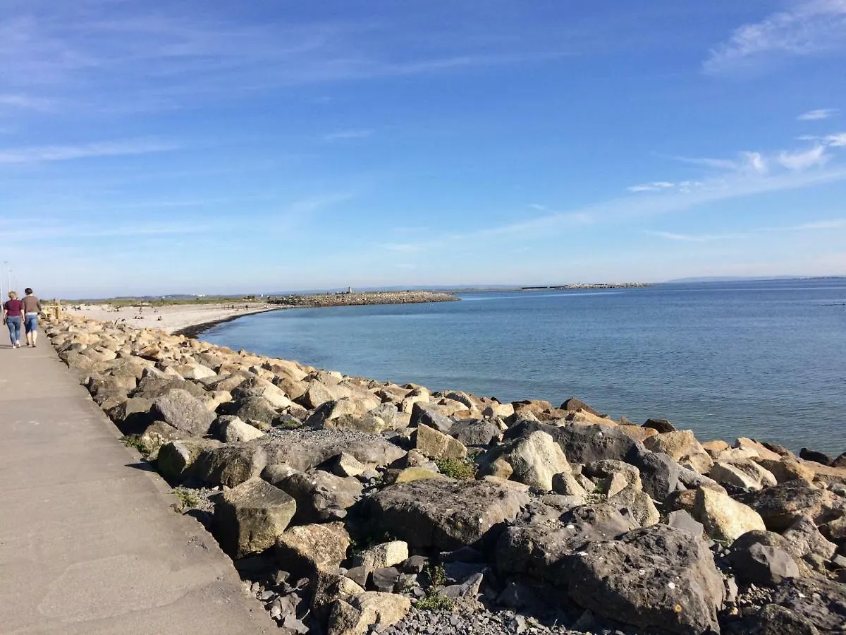 Galway City Self Catering - Salthill Apartment